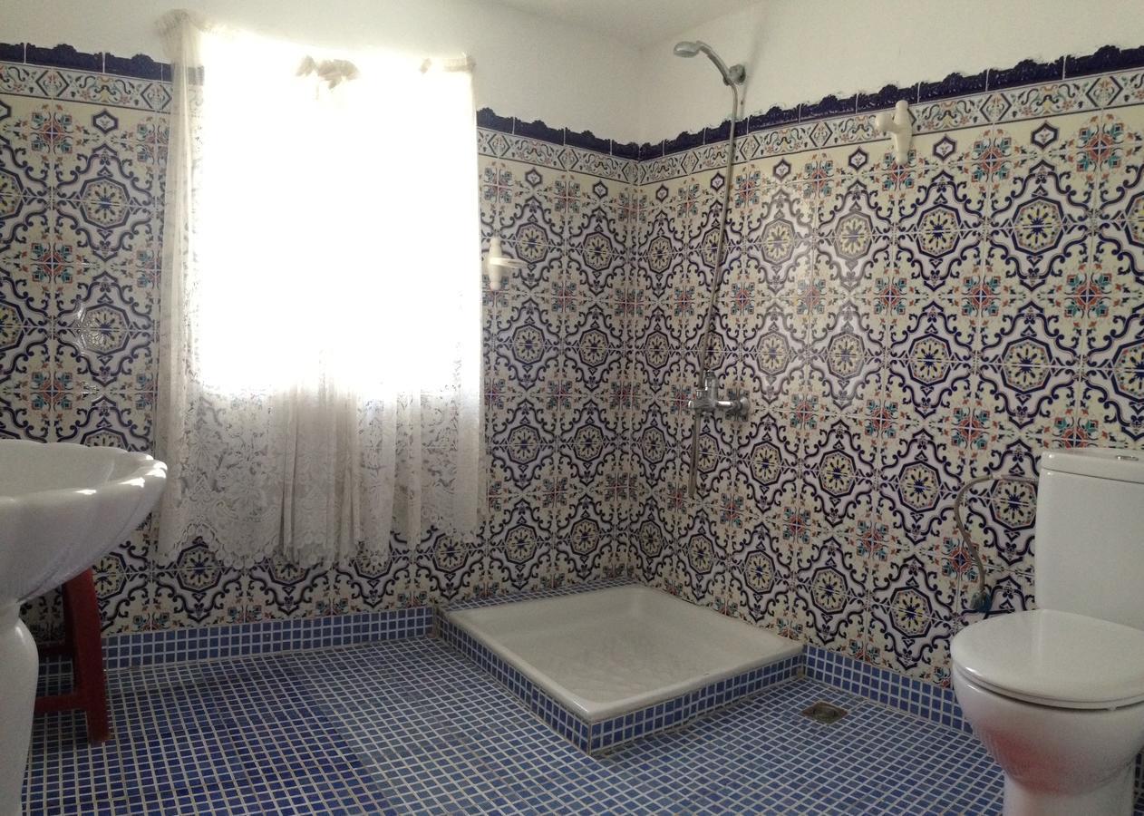 Riad La perla Tétouan Luaran gambar