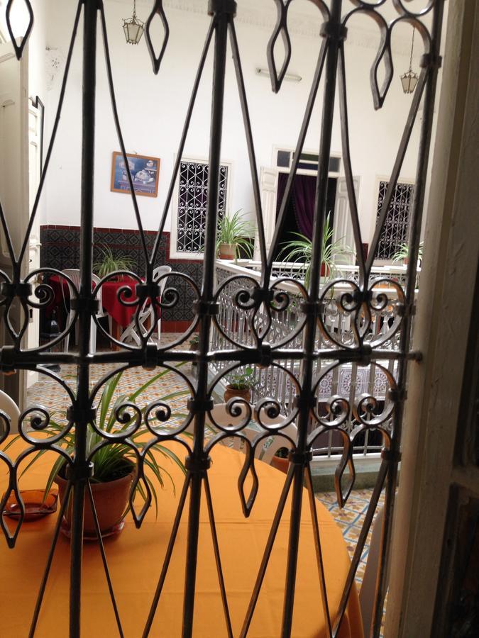 Riad La perla Tétouan Luaran gambar